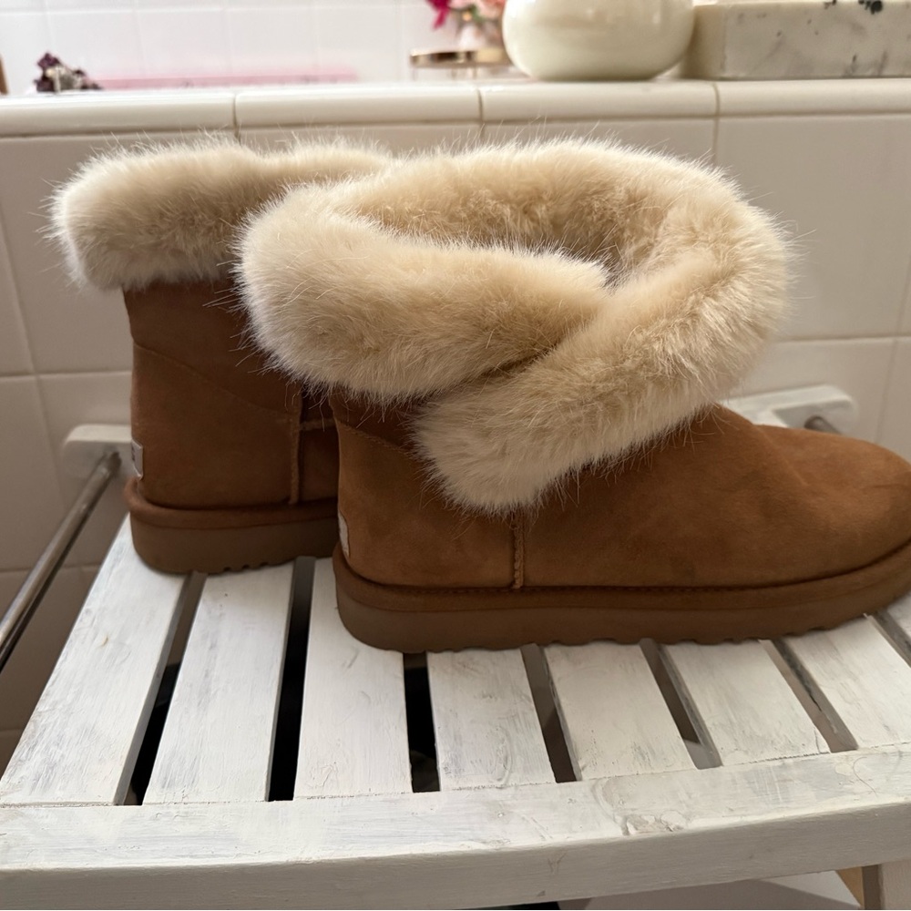 Women’s short Ugg’s